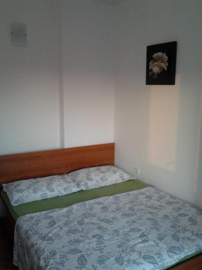 Sunshine Apartment Palit Esterno foto